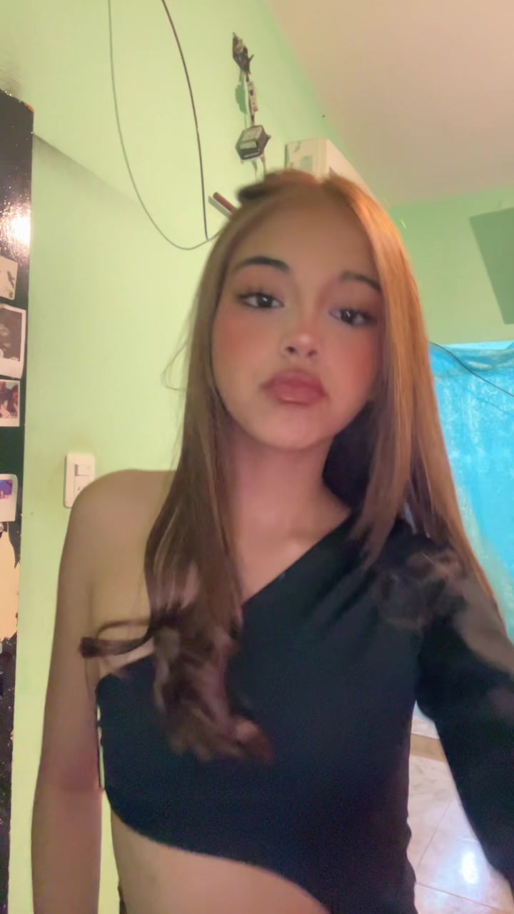 @𝓂𝒾𝓁𝑒🍒
