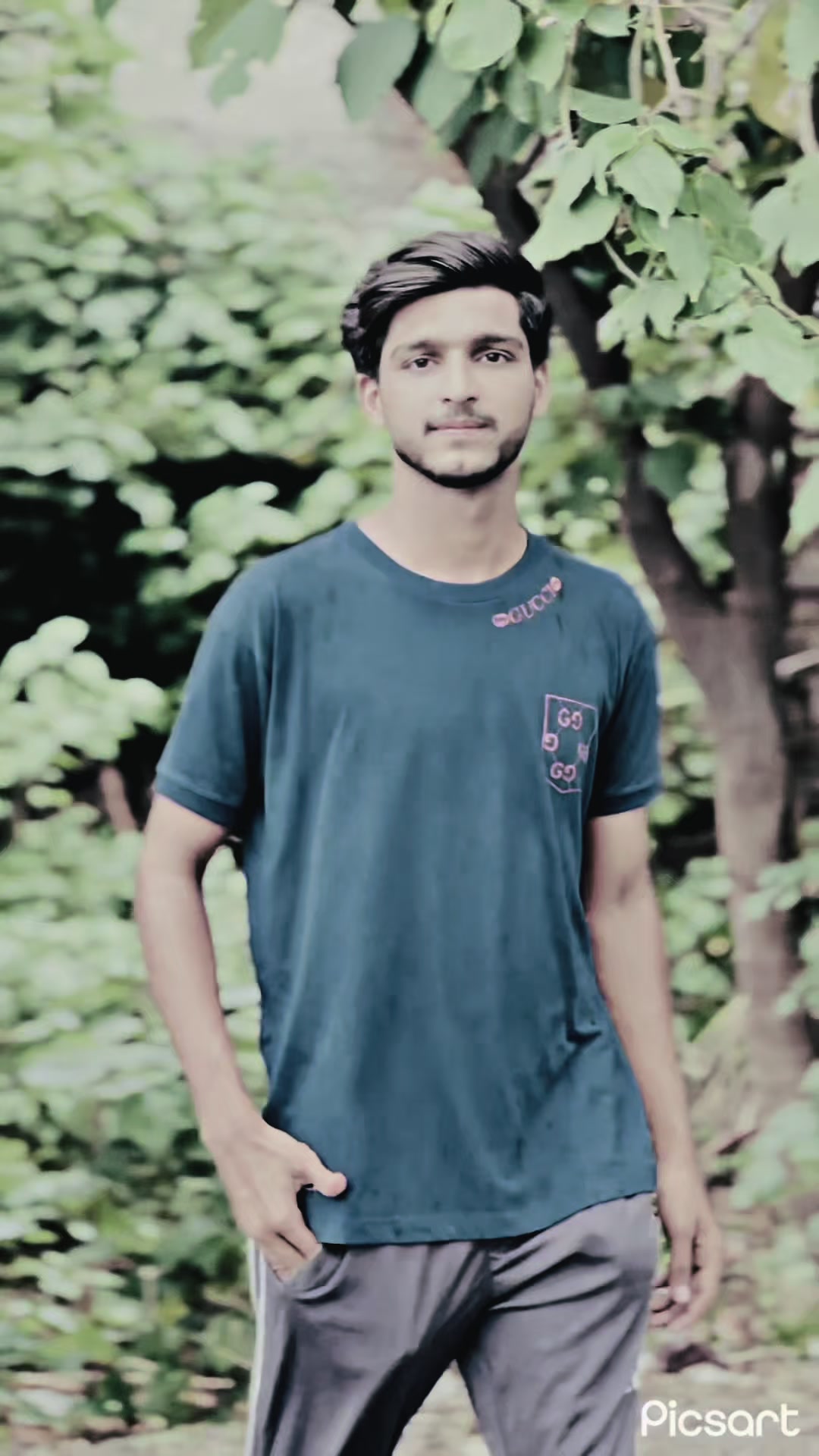 @🫵🏻OYE_HUSNAIN 👀