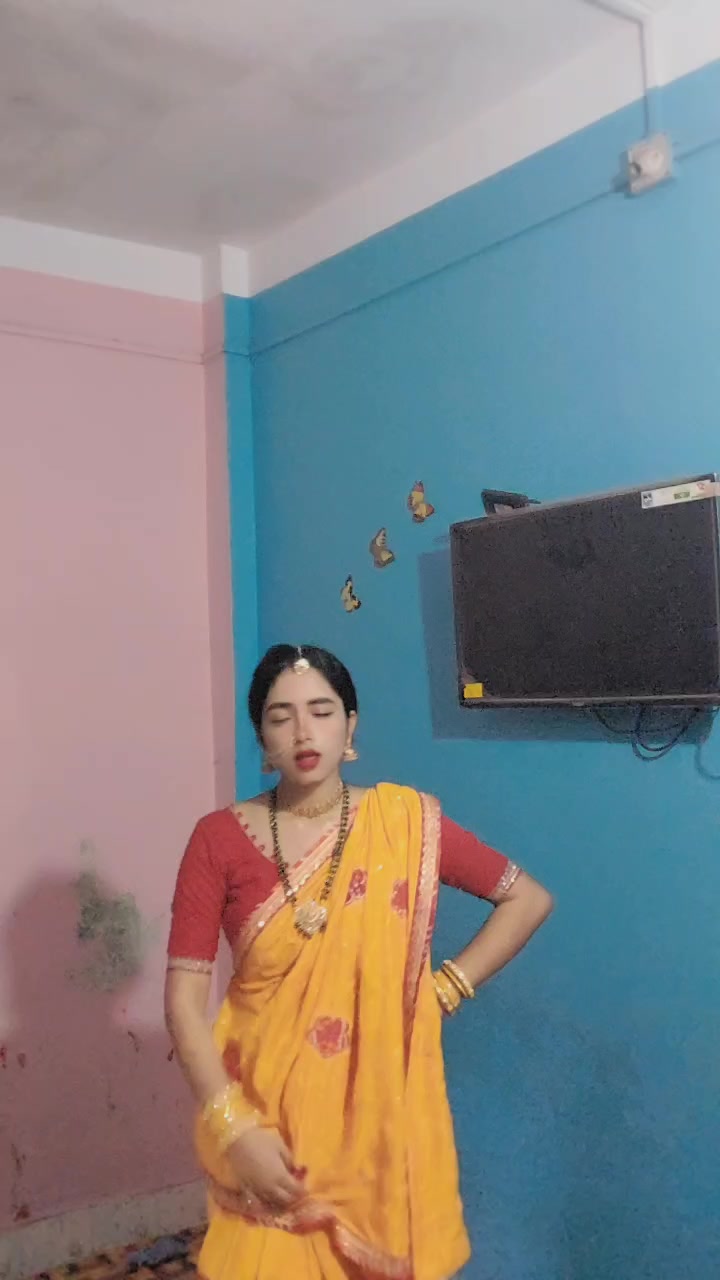 @Preeti🫶