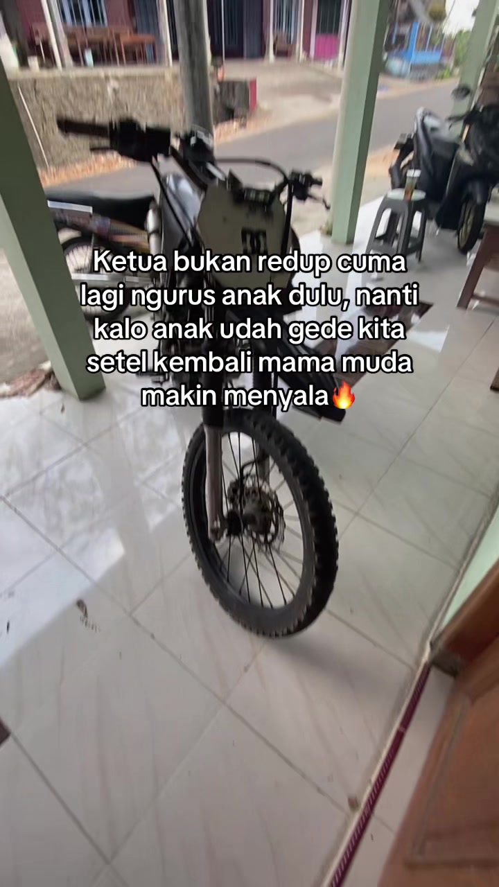 @Desywedee_