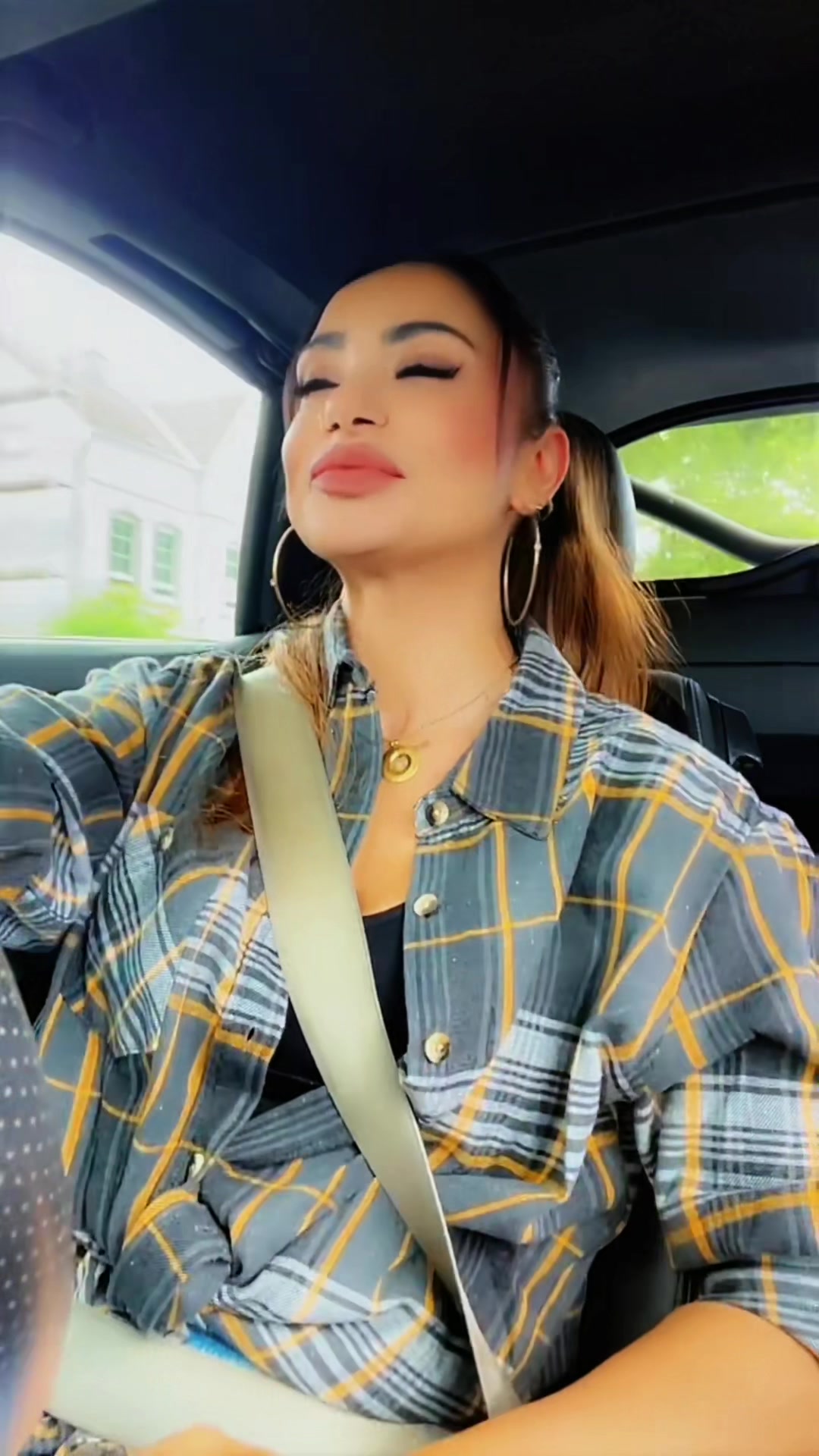 @lorylolyta32