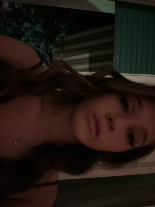 @elenapomili