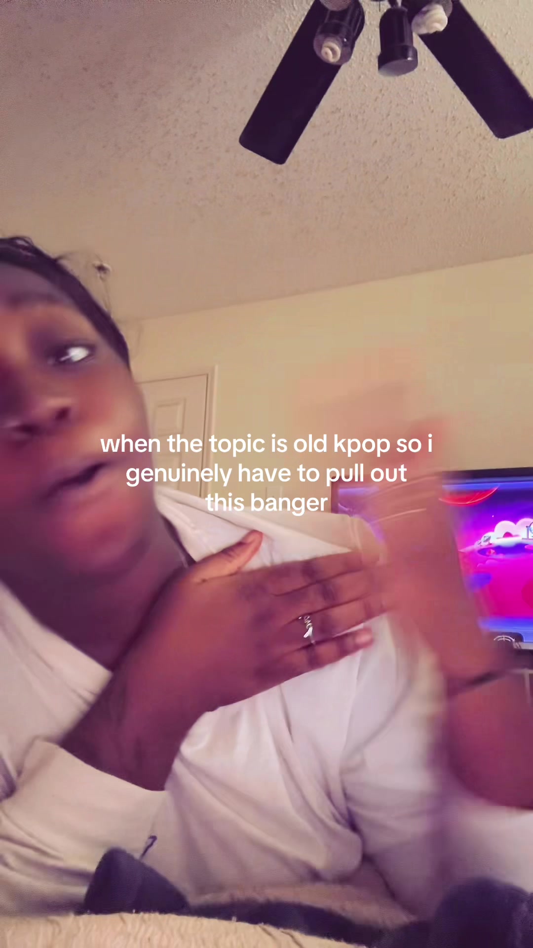 @julie⋆˙⟡