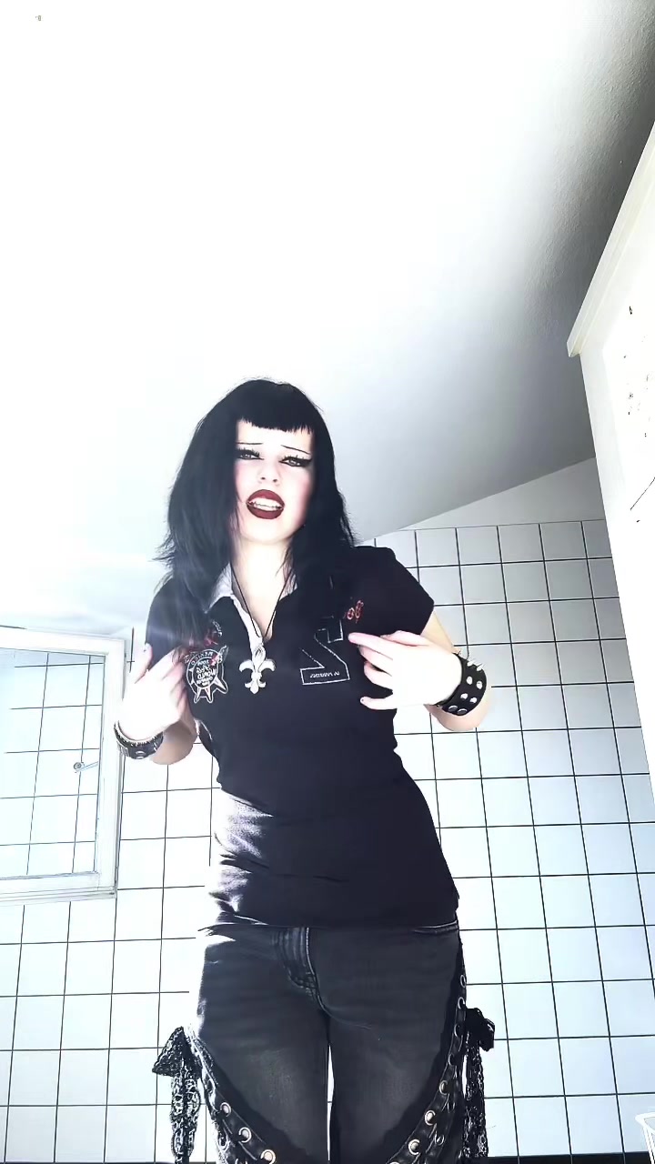 @batsbeneathme