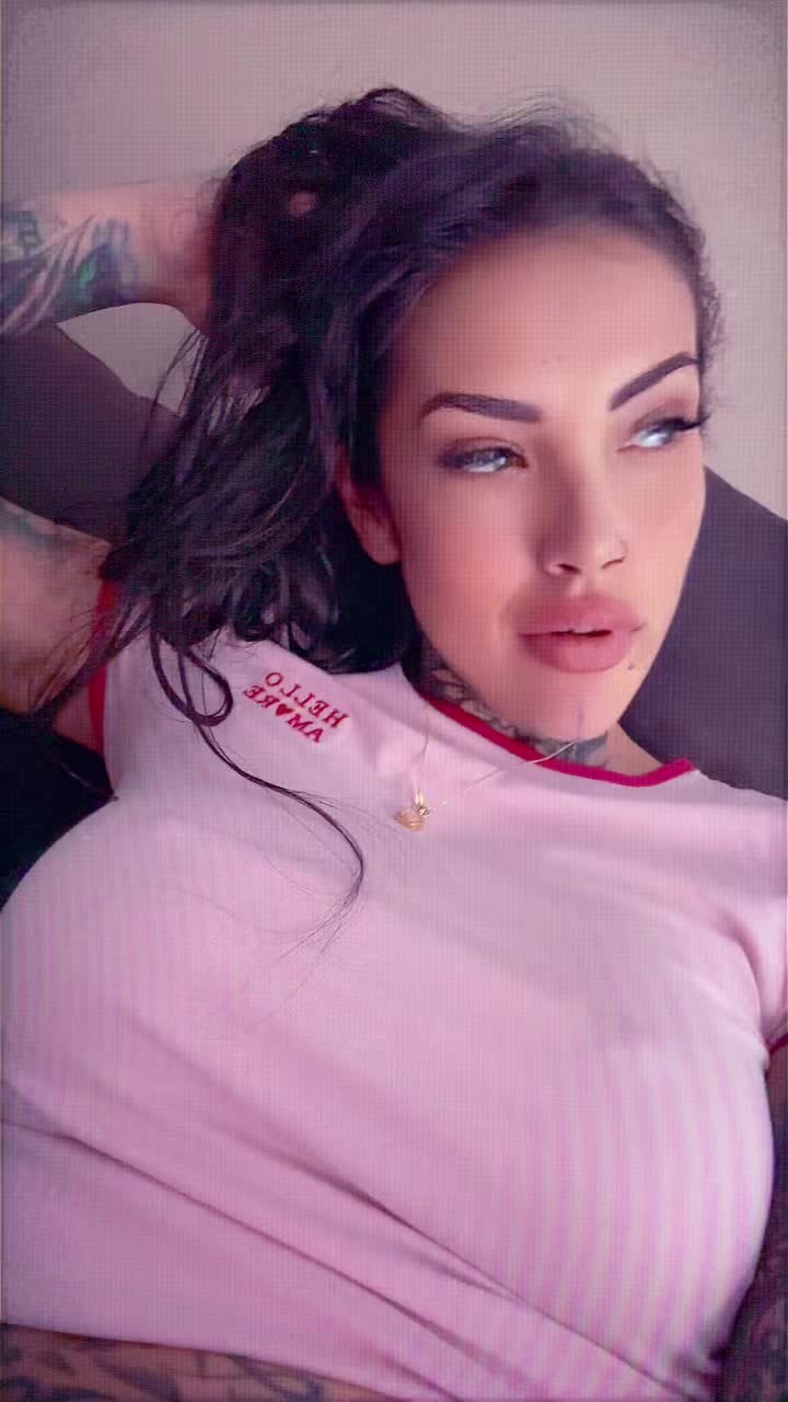 @M A R I 🌸