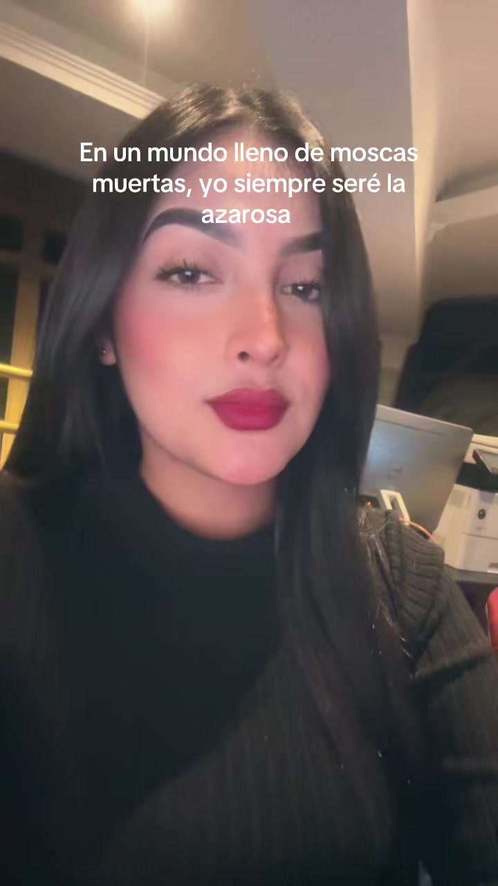 @anivaleencia