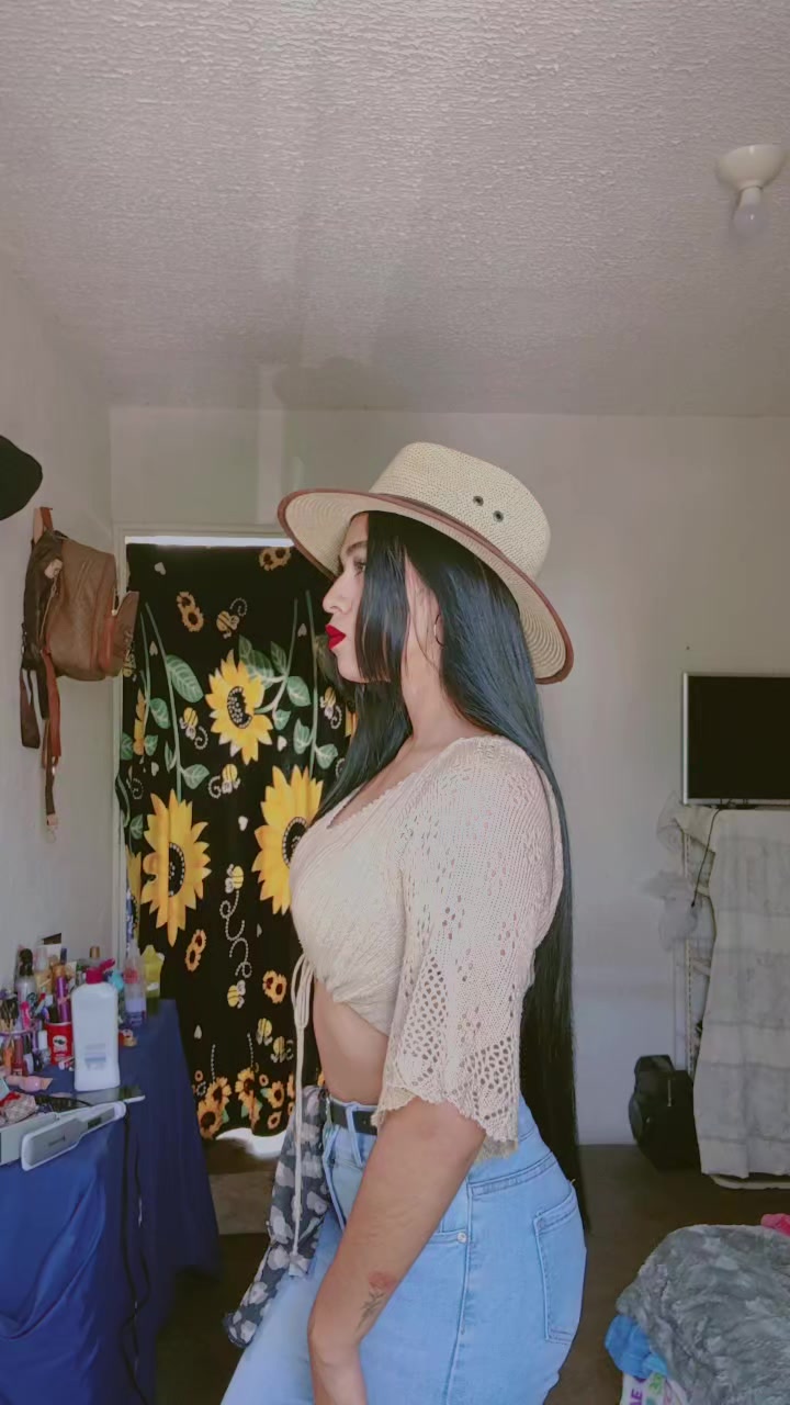 @Less🫠