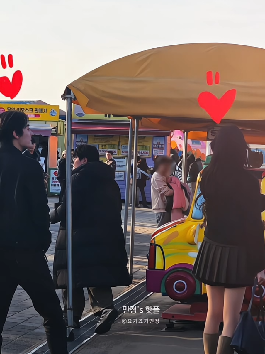 @𝓸𝓷𝓵𝔂.𝓶.𝓮