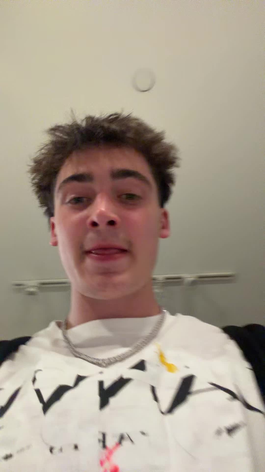 @thisisnotwhoyouthinkitis