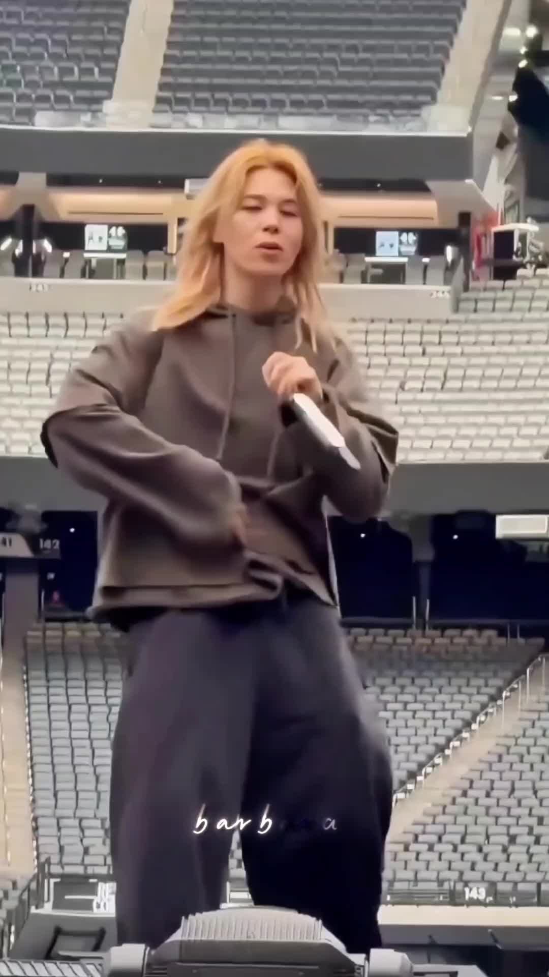 @Barbara Mruk