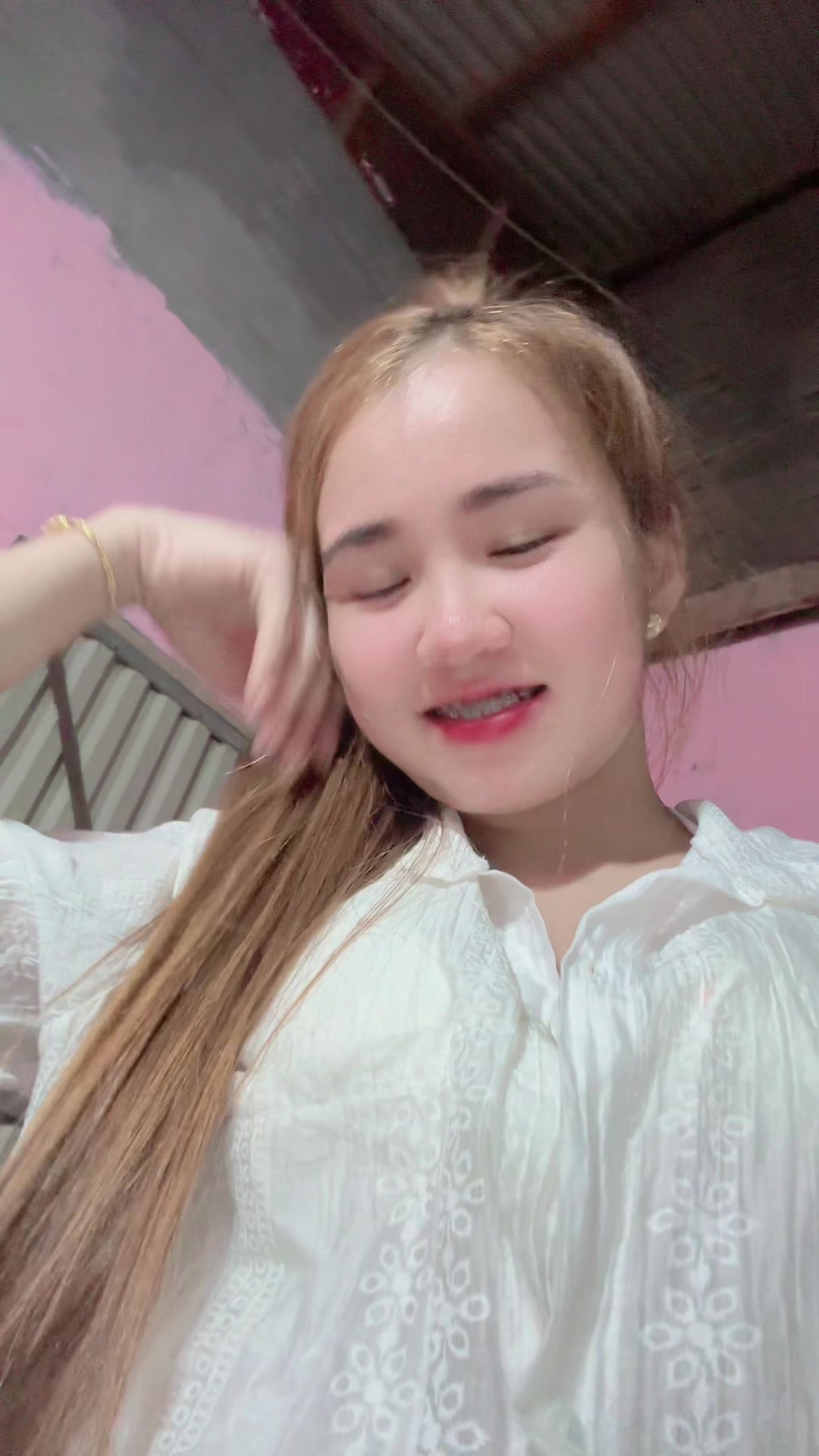 @ປິ່ນ ມຸກກ🐷