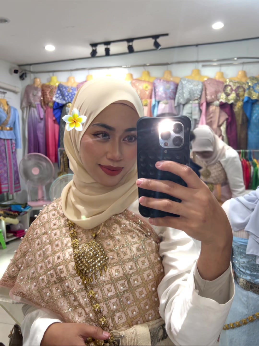 @aisyahattaa