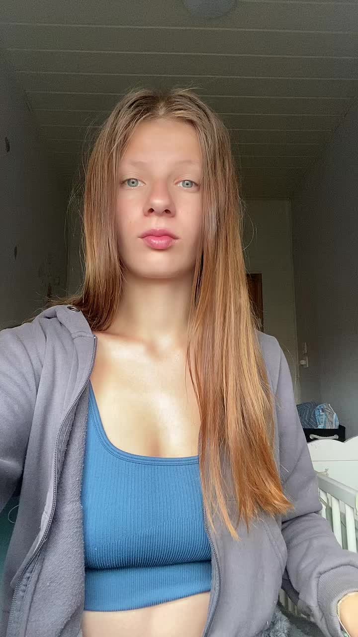 @Hannah_bkrrrrr