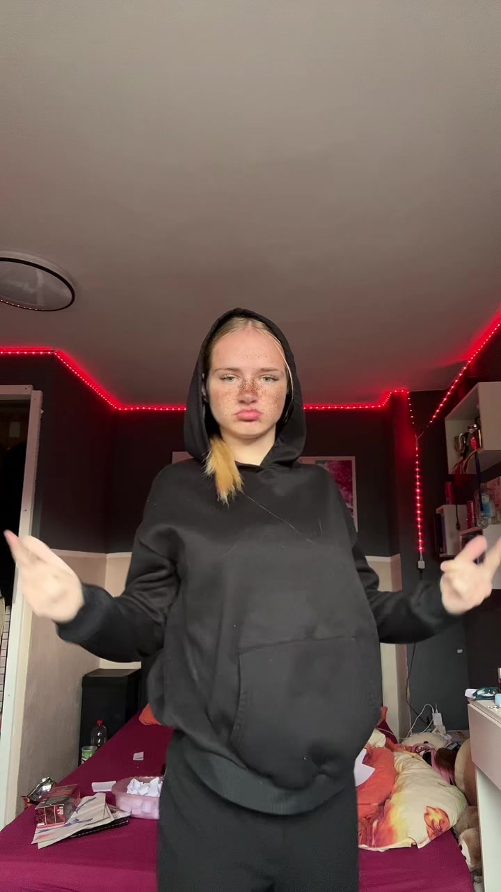 @Emmi