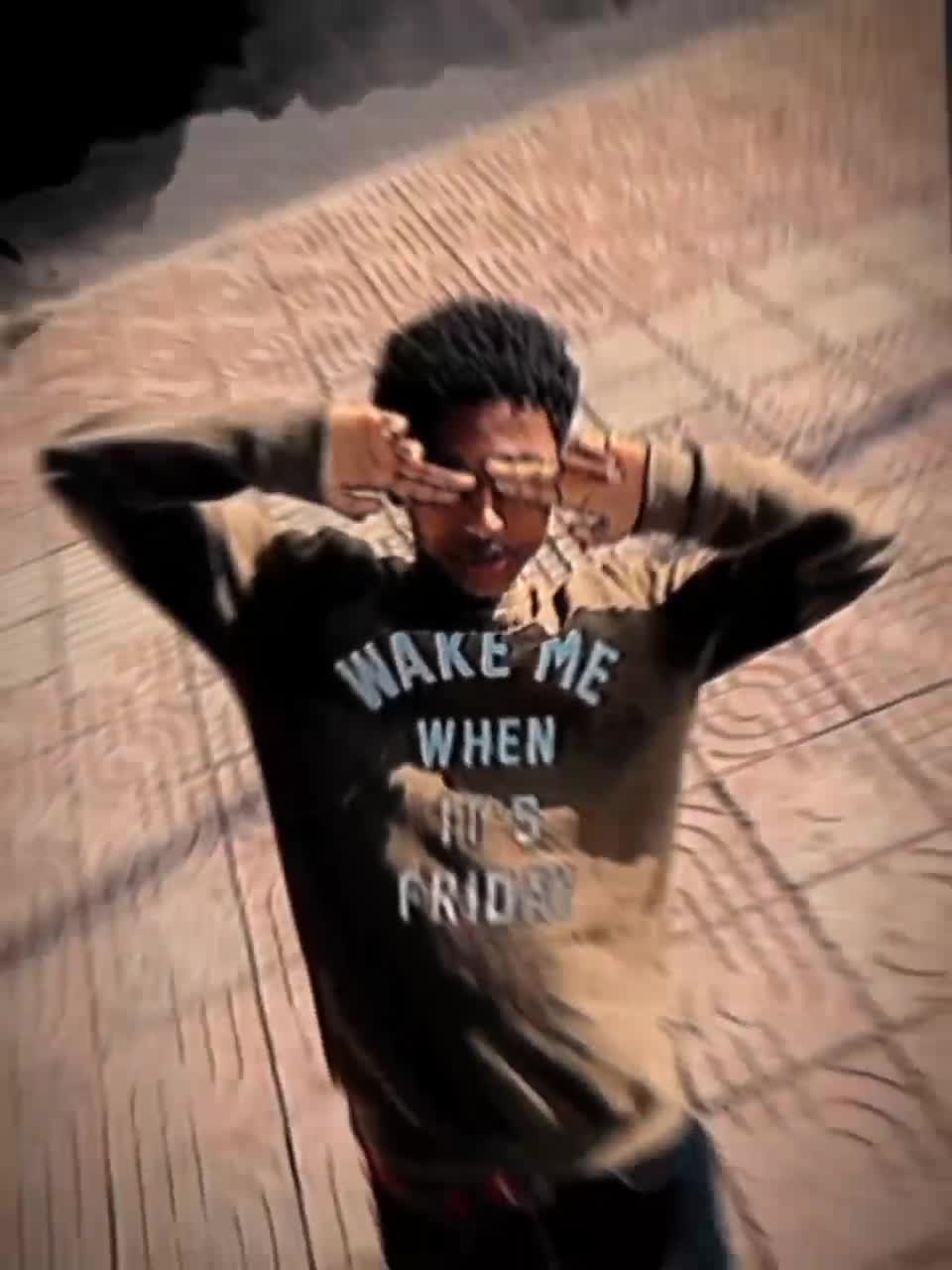 @๐ฅ๐๐๐ ๐๐๐๐๐ท