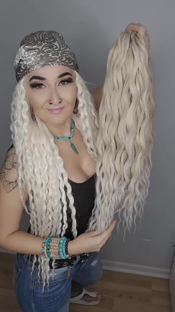 @yvonneartlocs