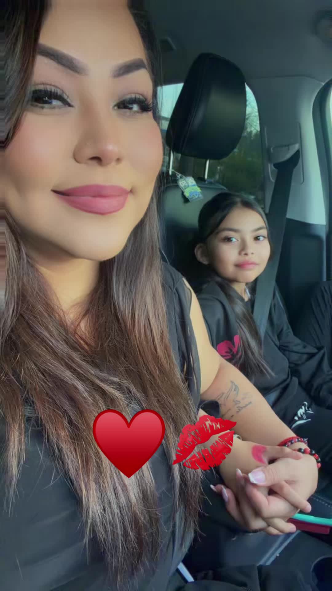 @Morena
