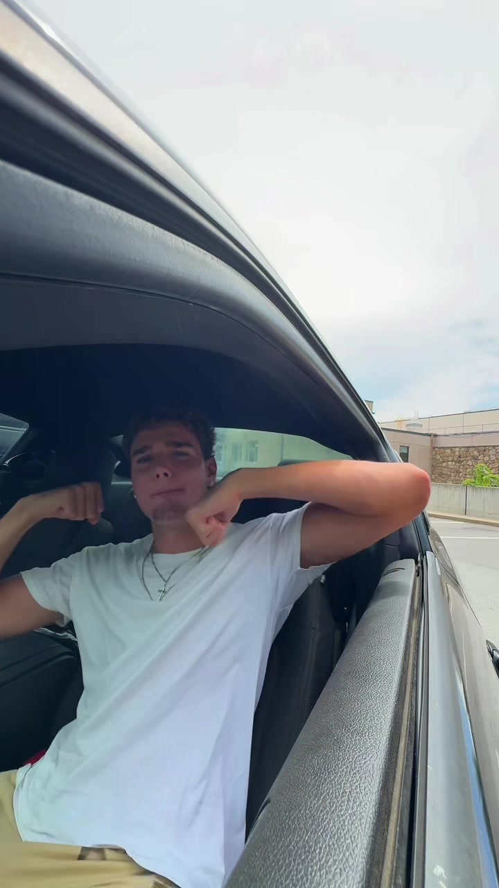 @l.tweezy