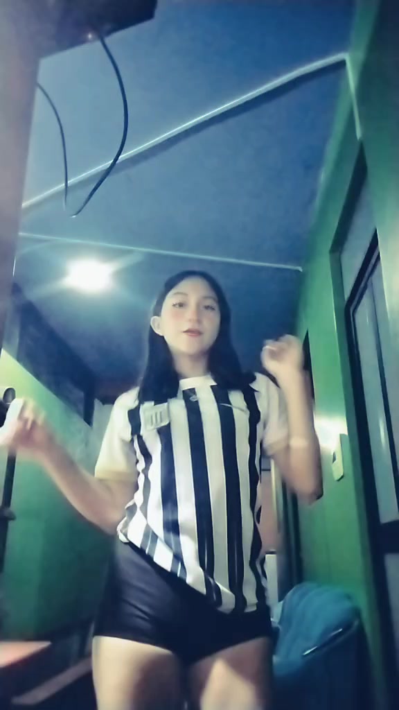 @Perladayana14