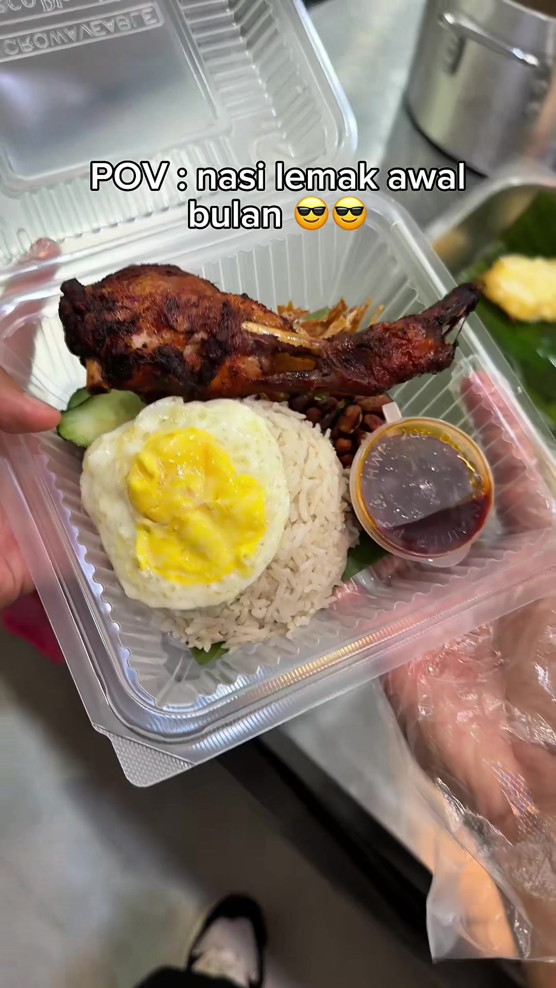 @Nasi Ayam Mak Chili
