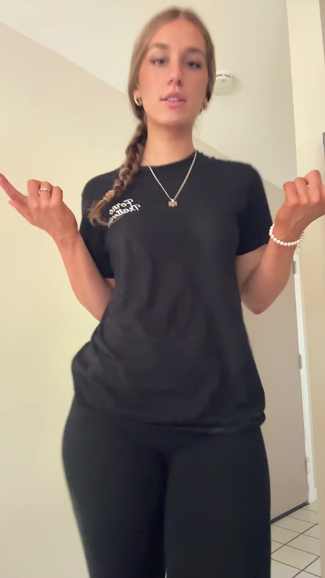 @j o n a