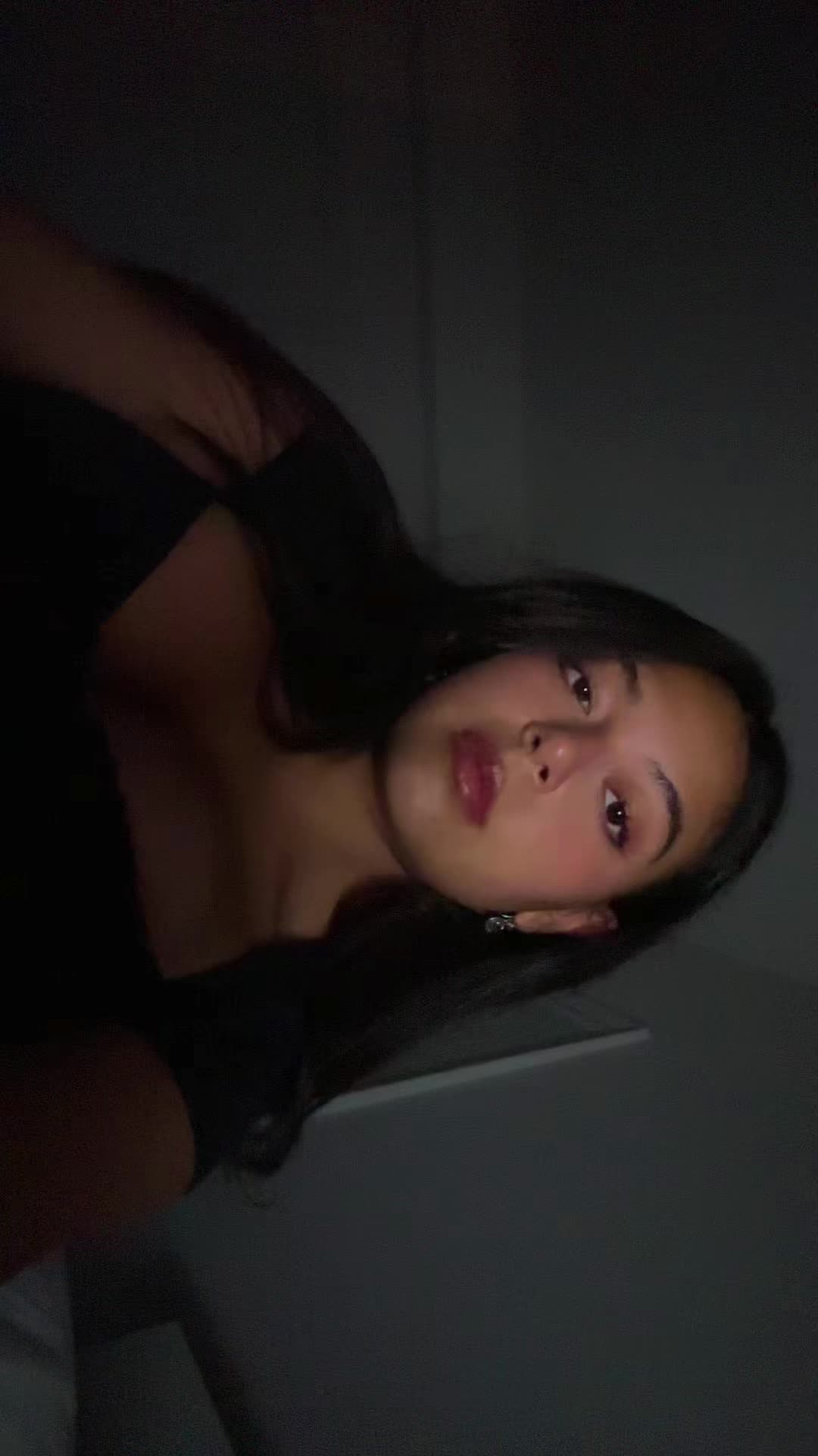 @Justine