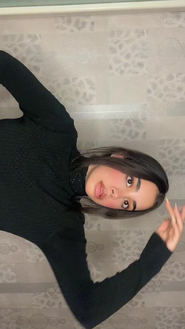 @tanaz