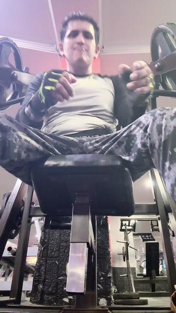 @Fitness .Gymbro🇪🇨🇺🇸