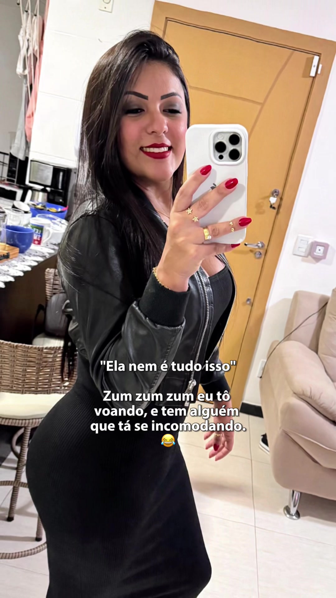 @Letícia Caroline