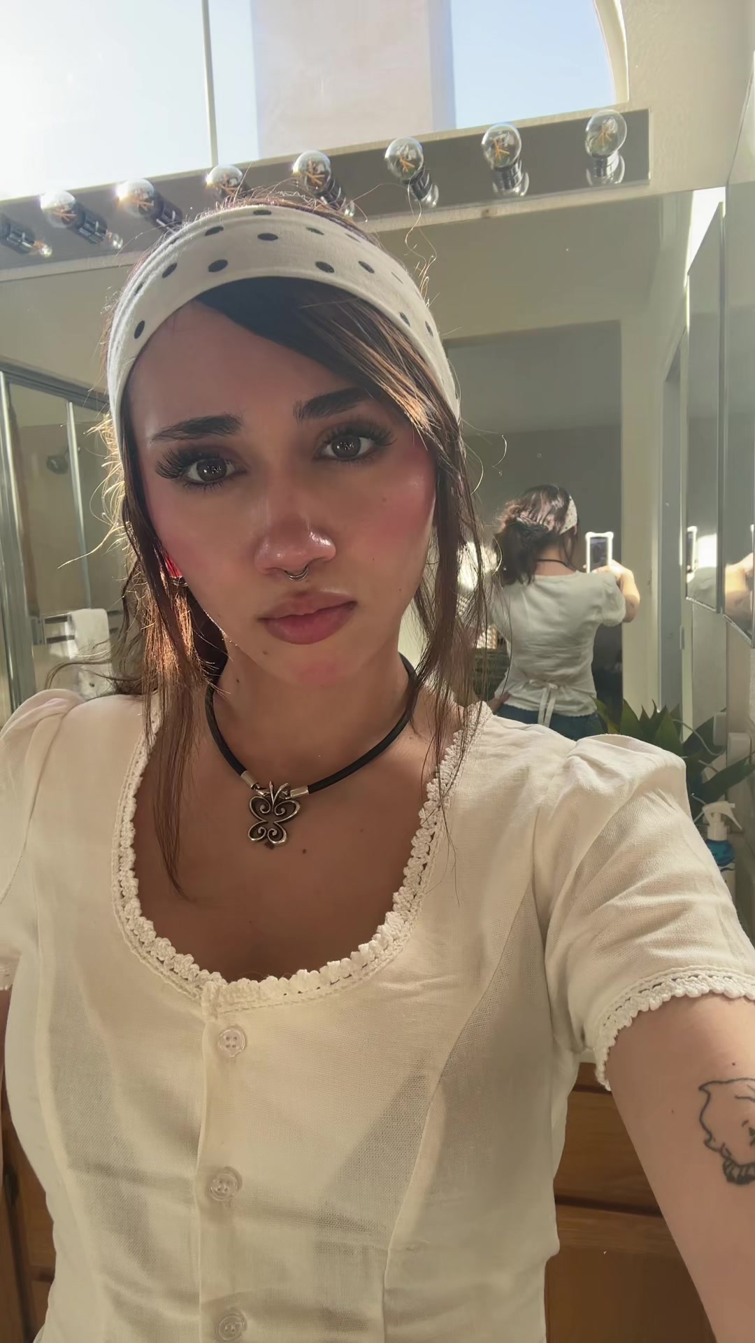 @Vanellapea