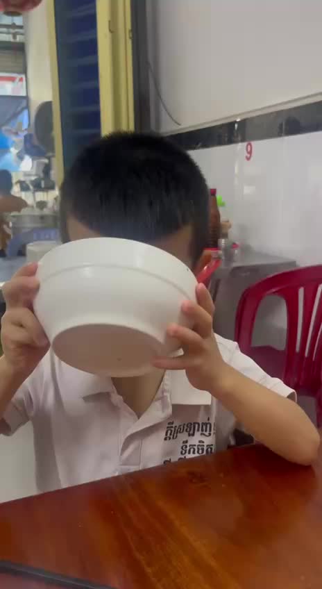 @មីគាវហេងហេងក្រុងកំពត