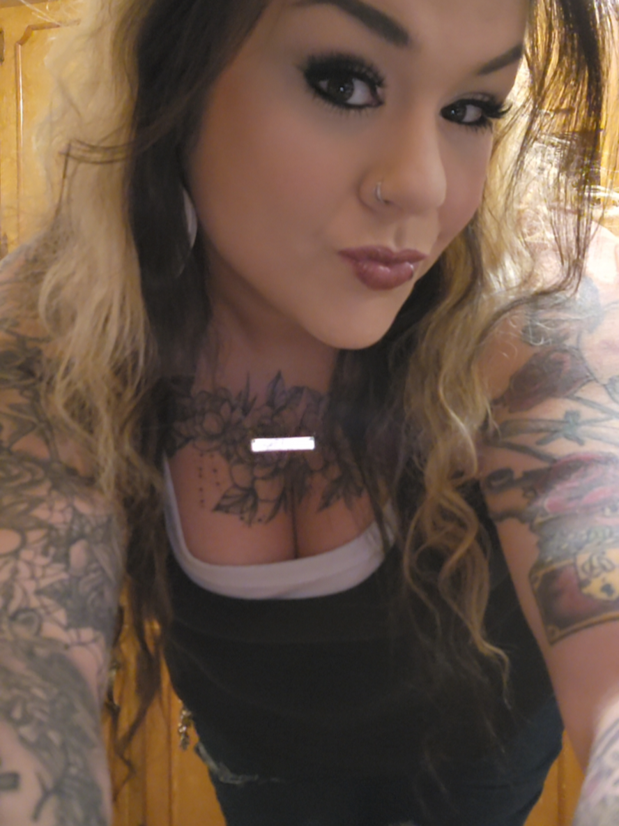 @✨️🖤Brittany🖤✨️