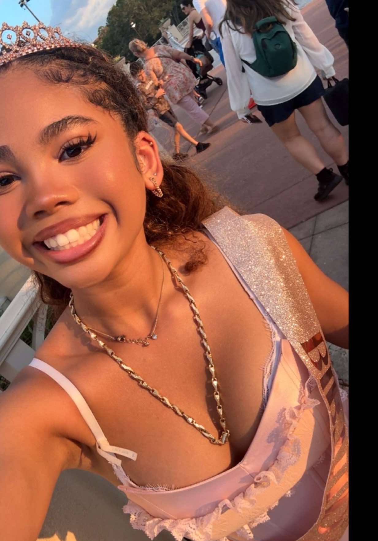 @LovelyJuice23