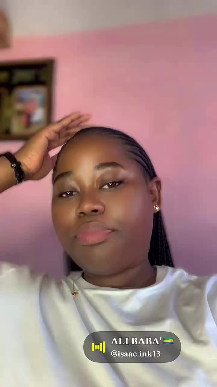 @🧿La petite Apindji 💚💛💙