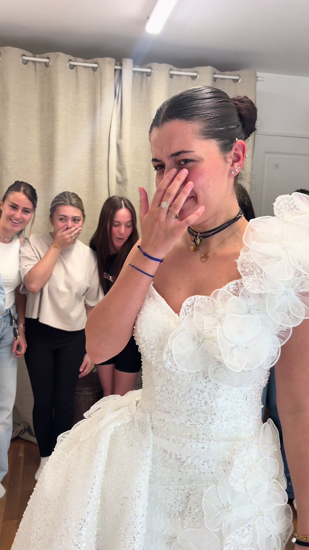 @MANICACOUTURE
