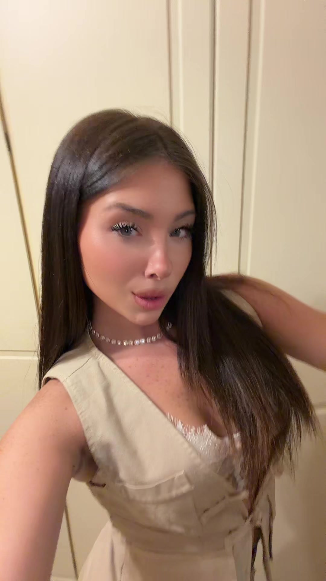 @𝐃𝐞𝐧𝐢𝐬𝐞 𝐁𝐨𝐯𝐞