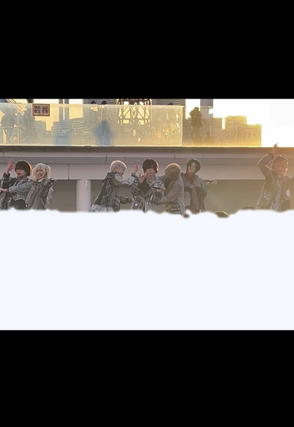 @。
