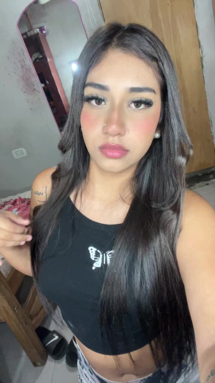 @Morenahiara