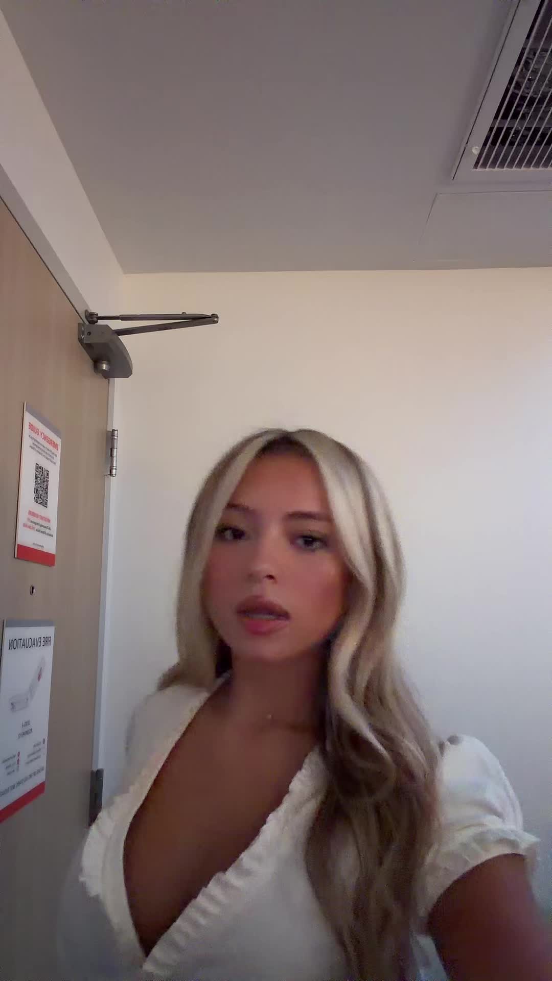 @aleksandra