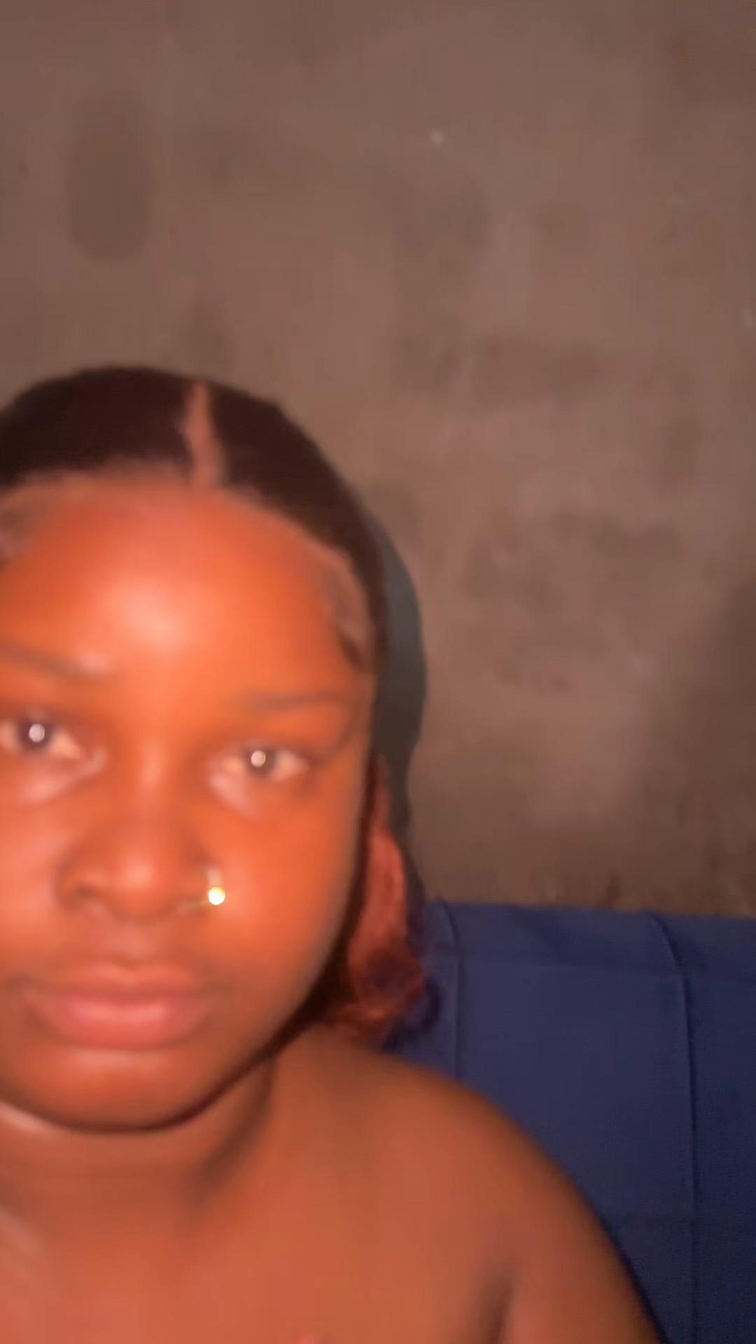 @Izukanjilunguschoolgirl