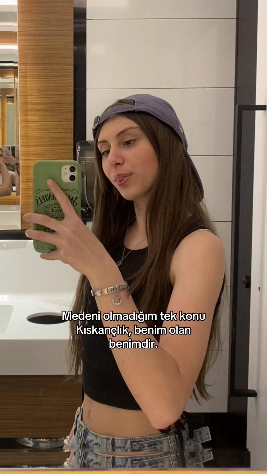 @Elçoomm