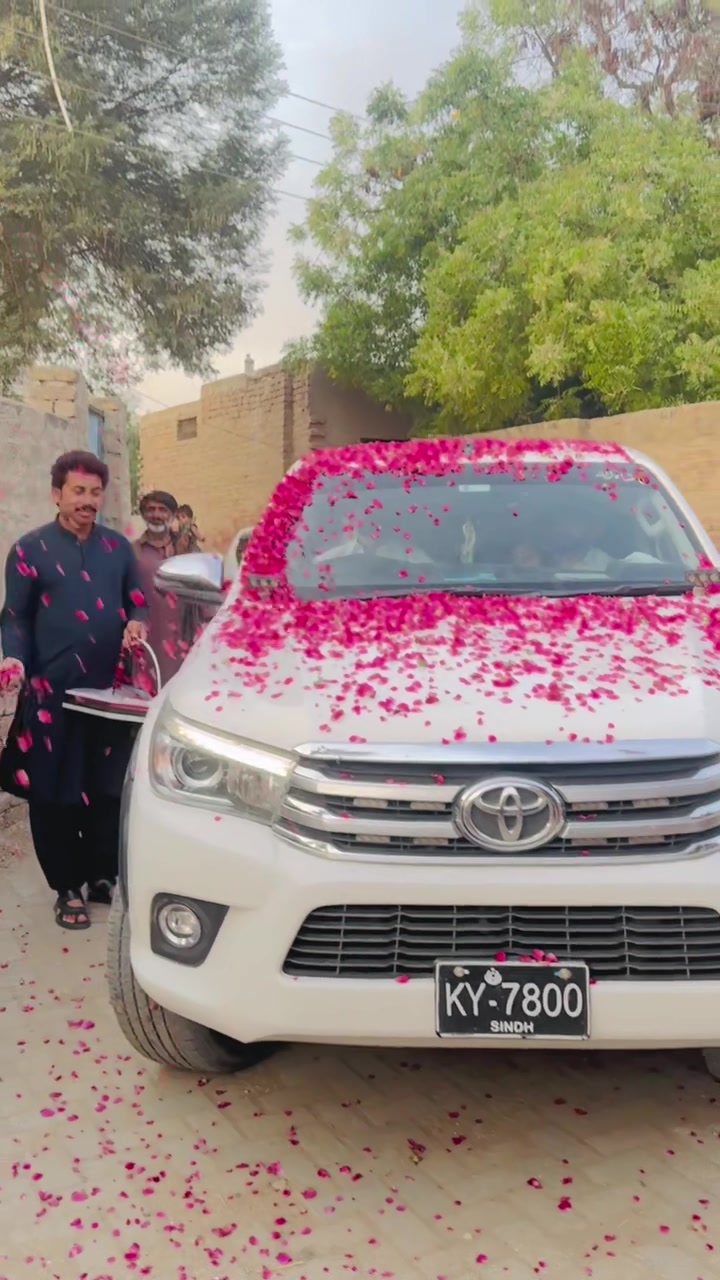 @&hearts;️Zawar Azhar jeelani&hearts;️