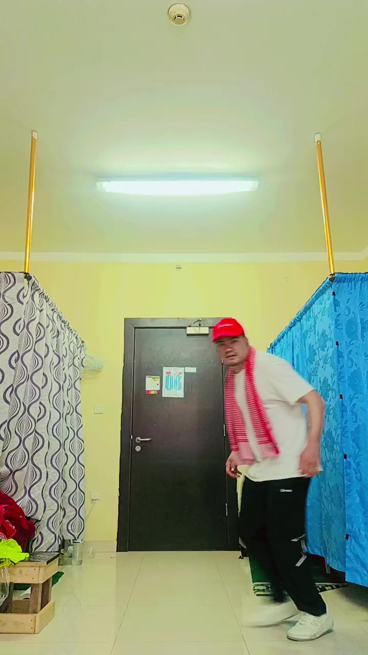 @[ B.G ] >Man < [🕑] danc🇶🇦