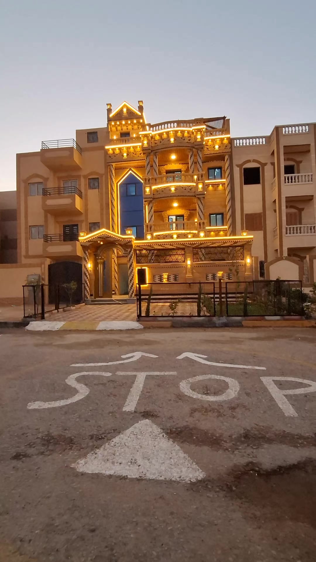 @ابني بيتك حدائق اكتوبر