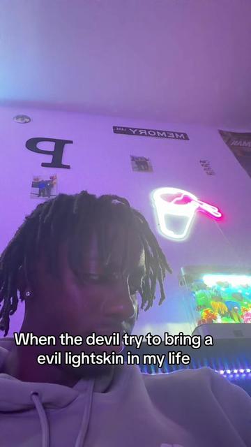 @6’5 Cinnamon Stick🕷️