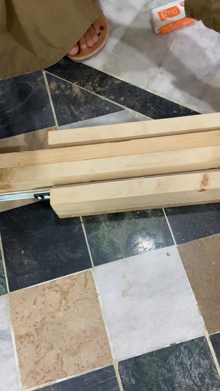 @GULAB carpenter pti 804