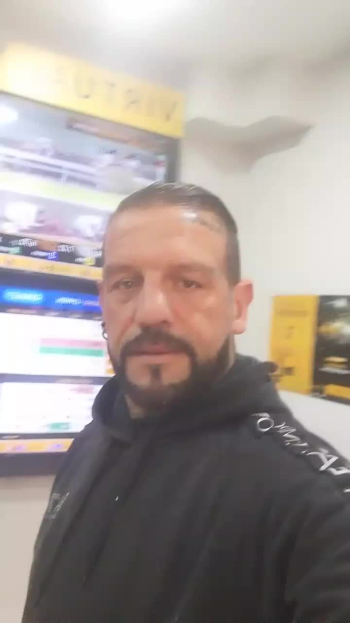 @Luigi 81😎