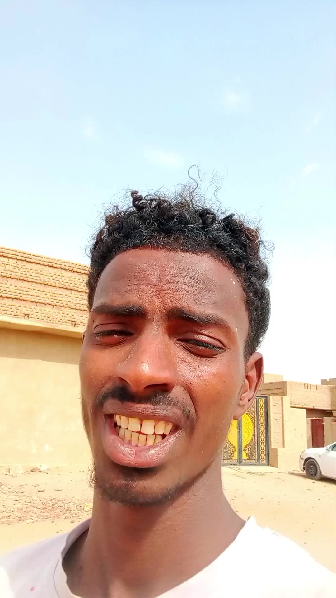@بـشتـــــــنة (ملك الظرافة) 🤞