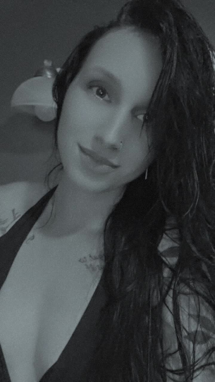 @Queen Megan Paradis ๐