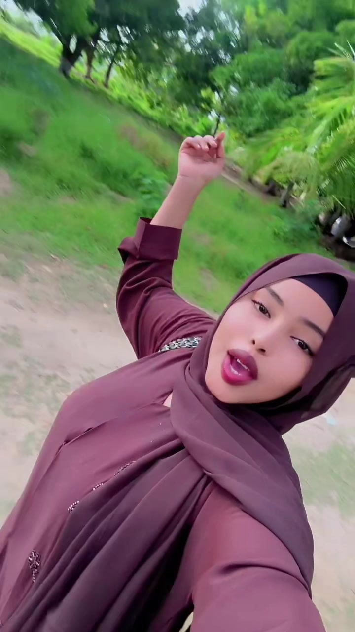 @Berlula🇸🇴